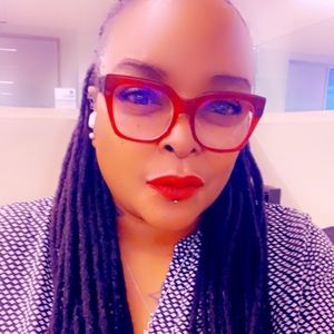 Meet your Posher, Jacquelynne